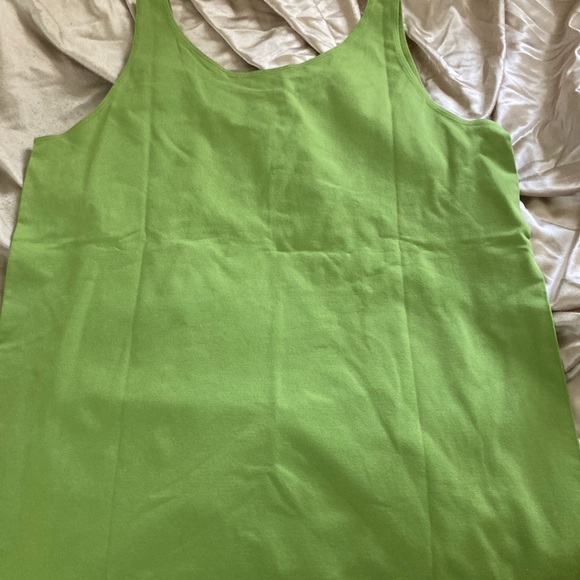 Sports wear tank top - Picture 1 of 2